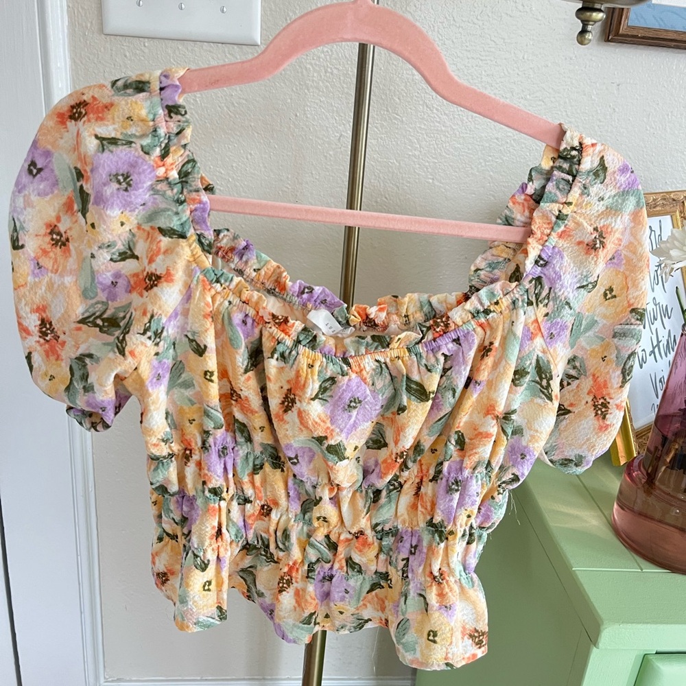 Lush Floral Blouse in Pastel Hues